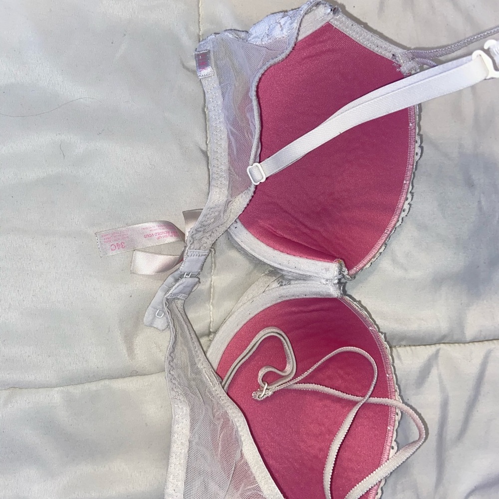 Bra - Picture 2 of 4